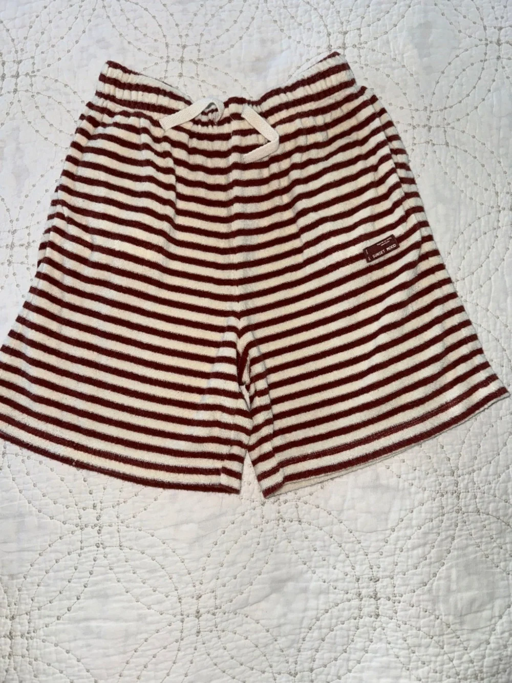 Zara Towel Effect Striped T-Shirt & Bermuda Set. Size 8-9. Color Burgundy/cream - Picture 7 of 10